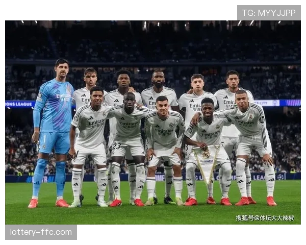 巴萨vs皇马国家德比前瞻：安切洛蒂确认贝林厄姆首发，哈维强调控球与转换